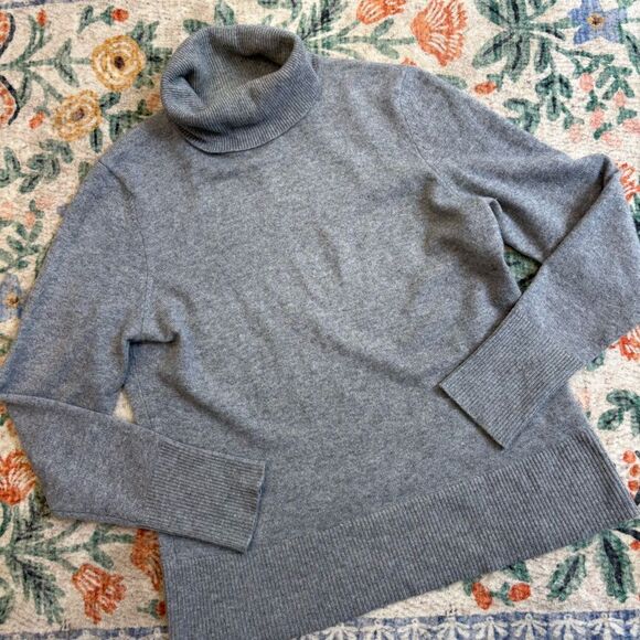 Victor Alfaro Cashmere Sweater Size Large Turtleneck - Picture 1 of 6